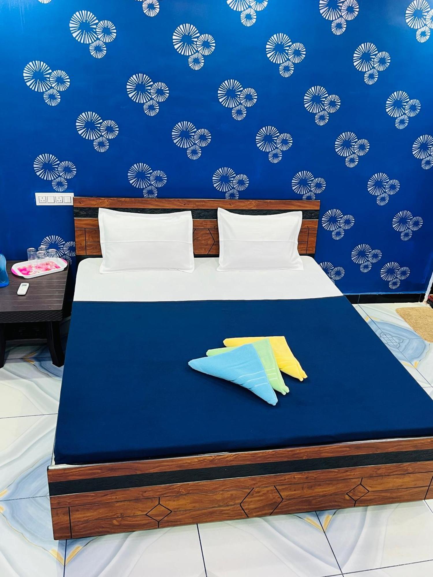 Kamdhenu Home Stay Garudeshwar Zewnętrze zdjęcie