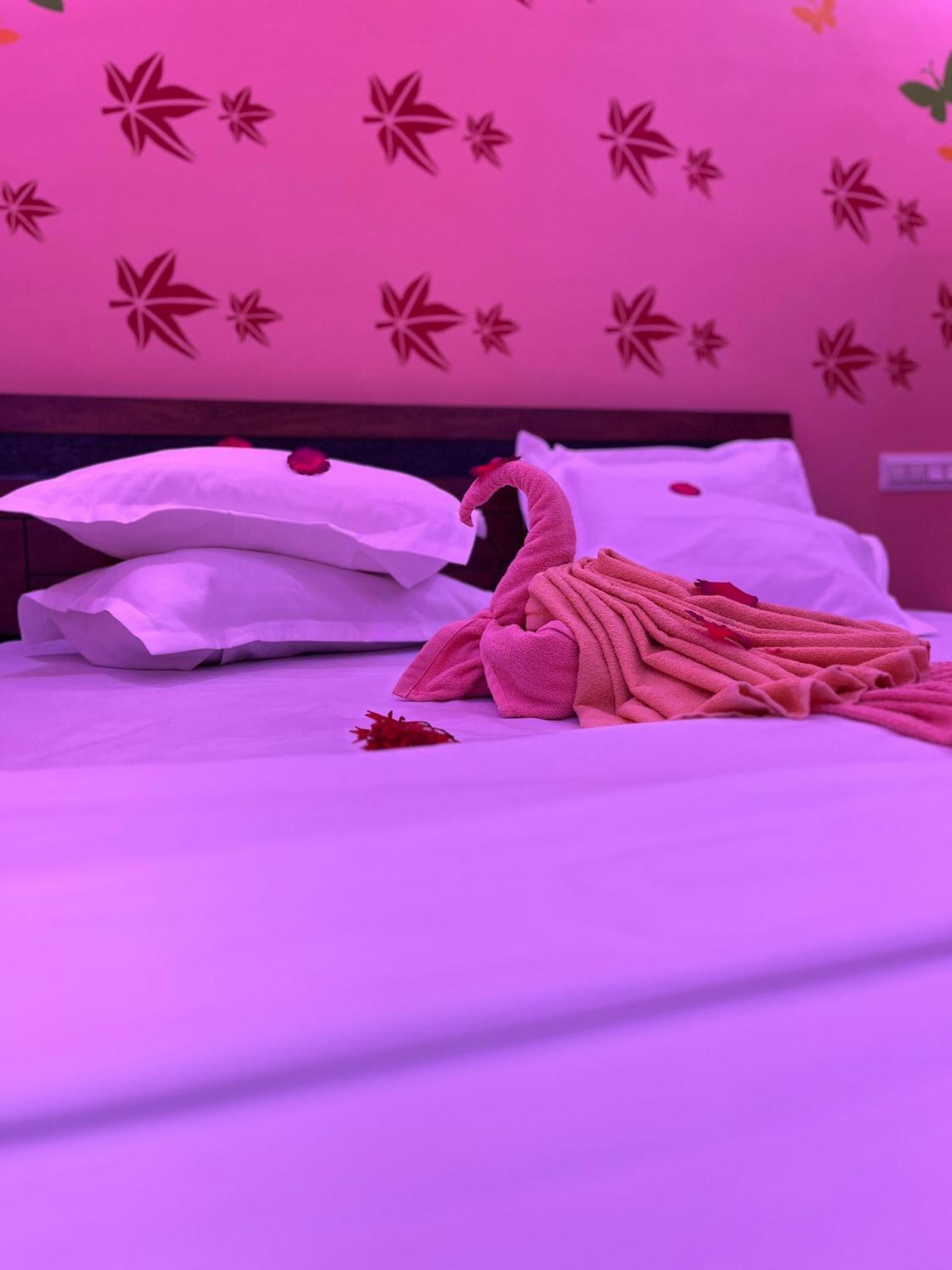 Kamdhenu Home Stay Garudeshwar Zewnętrze zdjęcie